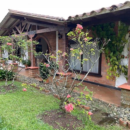 Finca Hotel Villa Camila コパカバーナ エクステリア 写真